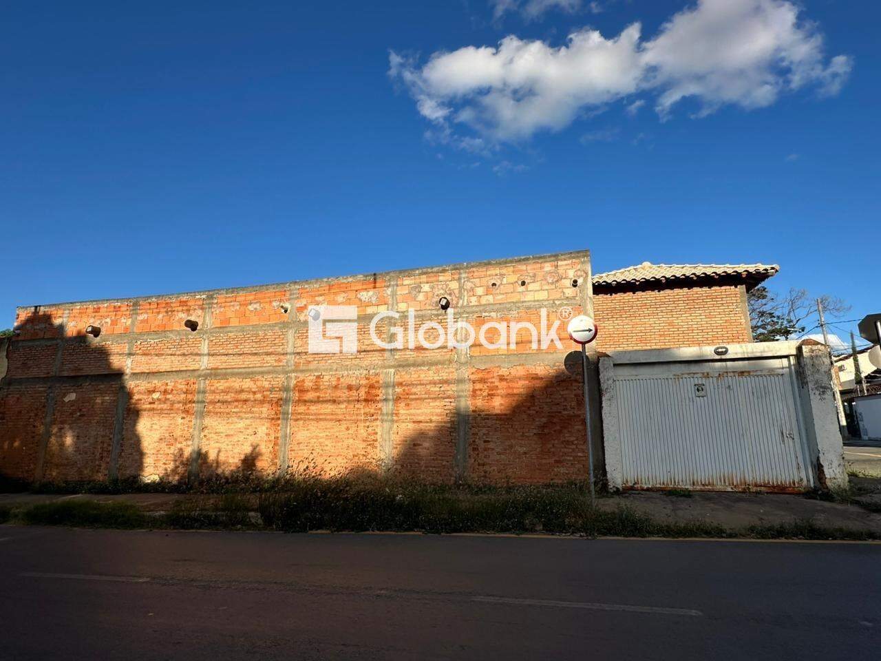 Galpão para aluguel Todos os Santos 250m² Montes Claros MG: 