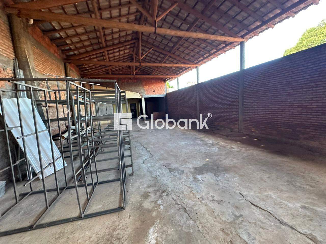 Galpão para aluguel Todos os Santos 250m² Montes Claros MG: 