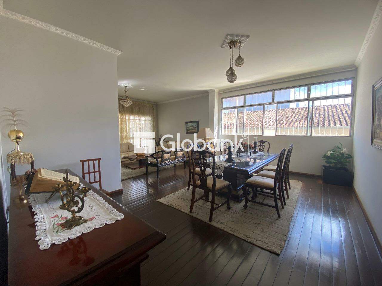 Casa 6 quartos para aluguel São José 550m² Montes Claros MG: