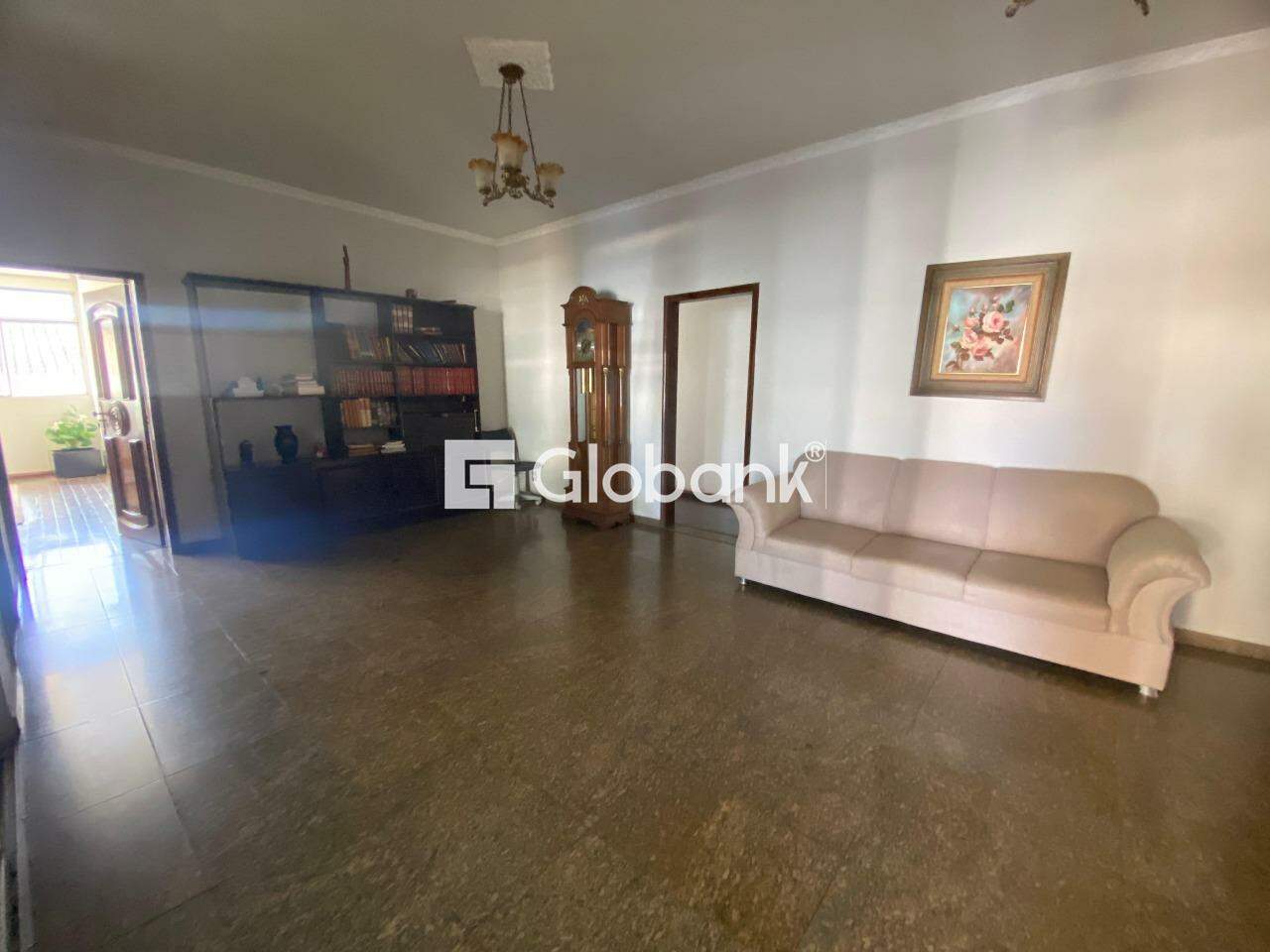Casa 6 quartos para aluguel São José 550m² Montes Claros MG: