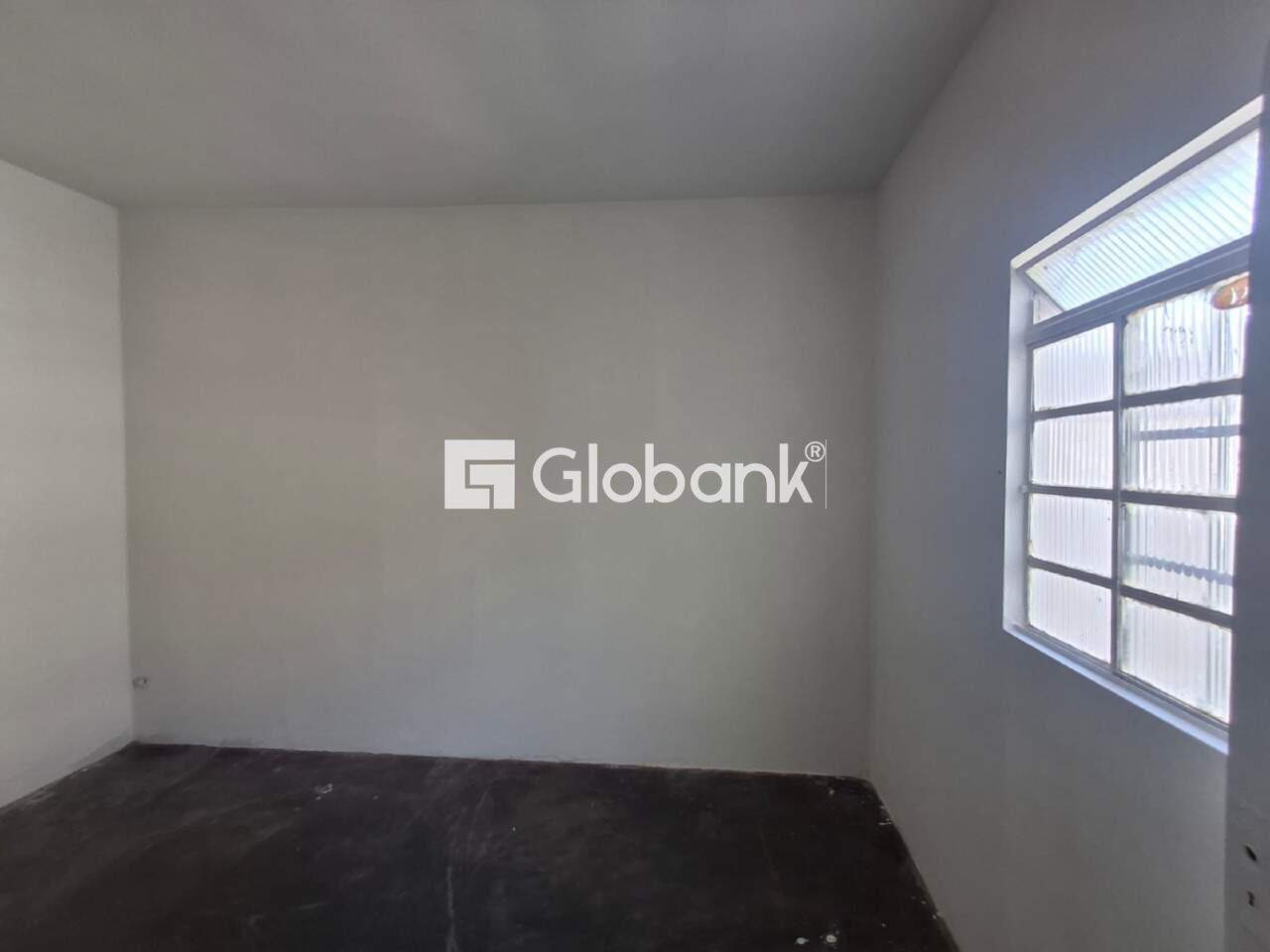 Casa 3 quartos para aluguel Vila Brasília 120m² Montes Claros MG: 