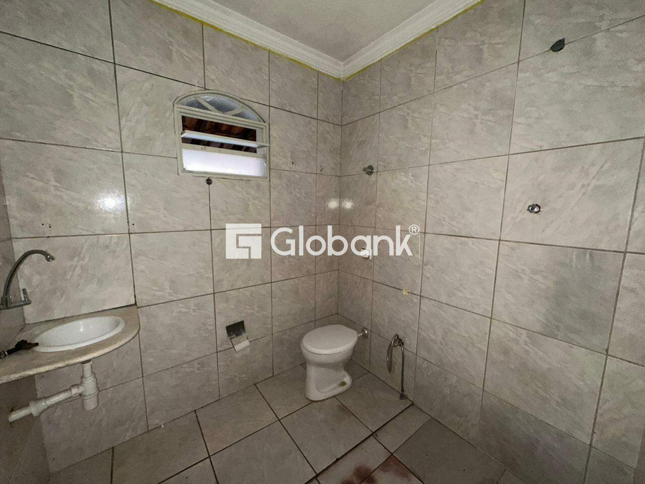 Casa 3 quartos para aluguel Todos os Santos 70m² Montes Claros MG: 