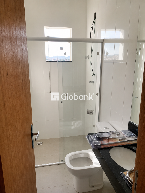 Apartamento 2 quartos para aluguel Canelas 67m² Montes Claros MG: 