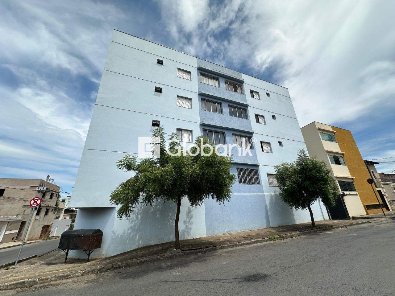 Apartamento 2 quartos para aluguel Canelas 67m² Montes Claros MG: 