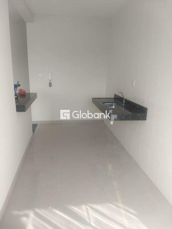 Apartamento 2 quartos para aluguel Canelas 67m² Montes Claros MG: Cozinha