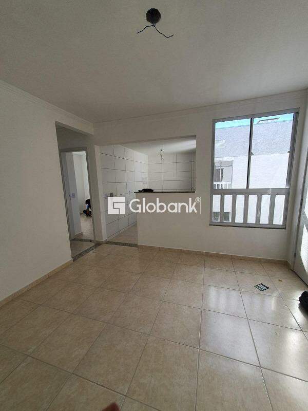 Apartamento 2 quartos para aluguel Vila Atlântida 48m² Montes Claros MG: 