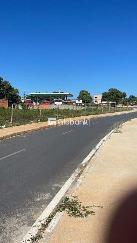Terreno à venda Cintra 1.400m² Montes Claros MG: 