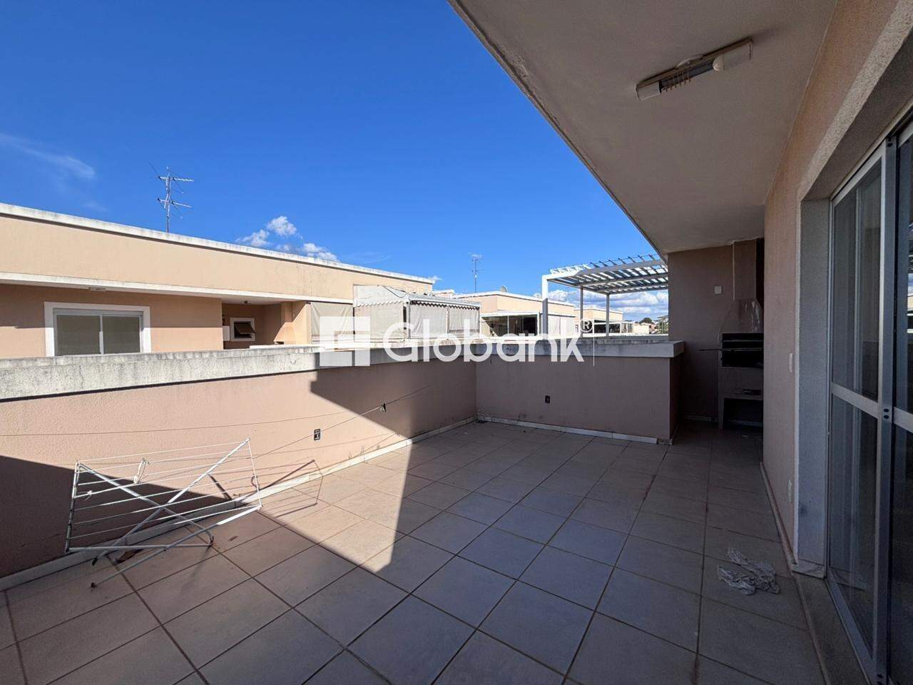 Apartamento 2 quartos para aluguel Edgar Pereira 60m² Montes Claros MG: 