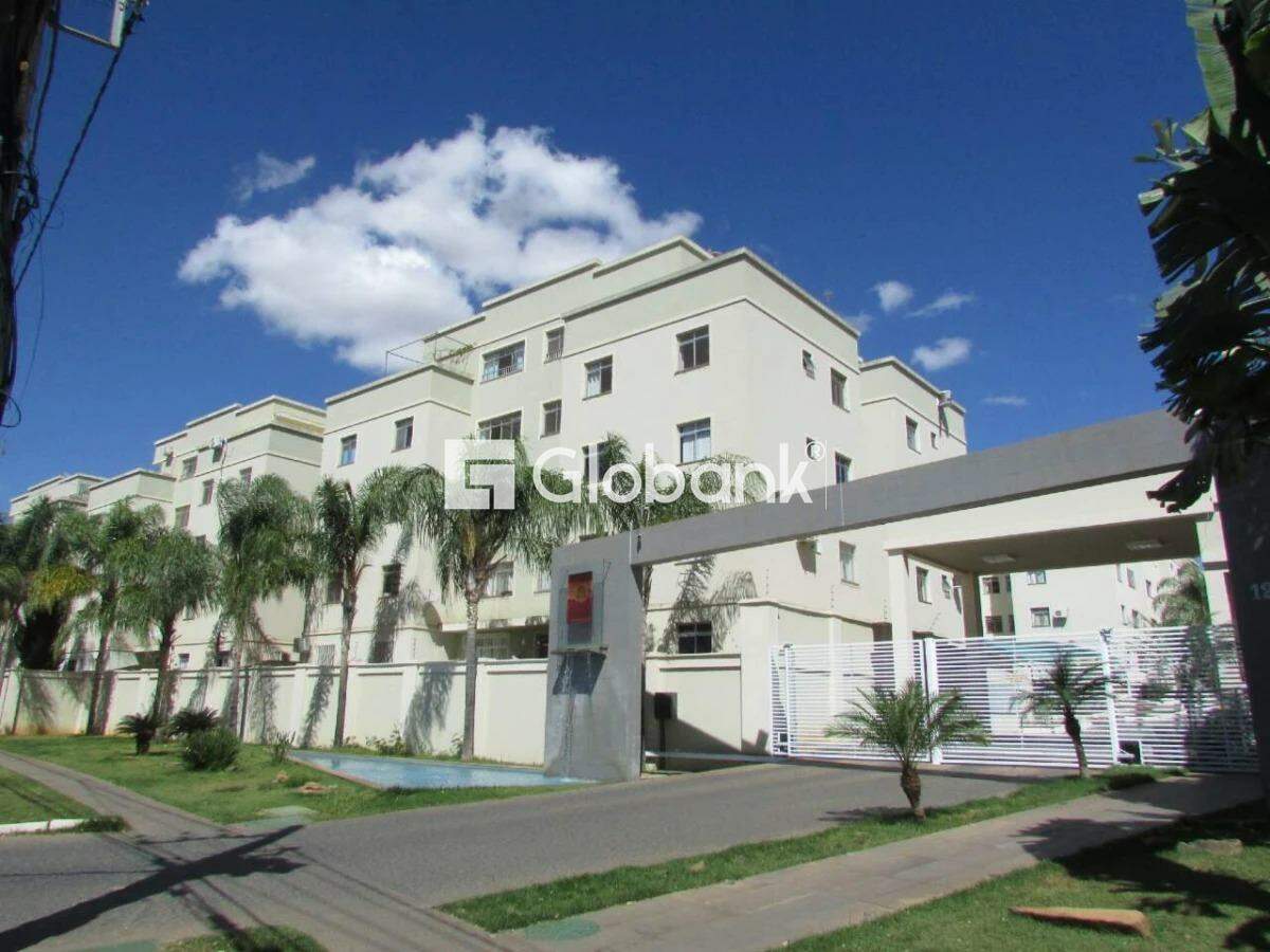 Apartamento 2 quartos para aluguel Edgar Pereira 60m² Montes Claros MG: 