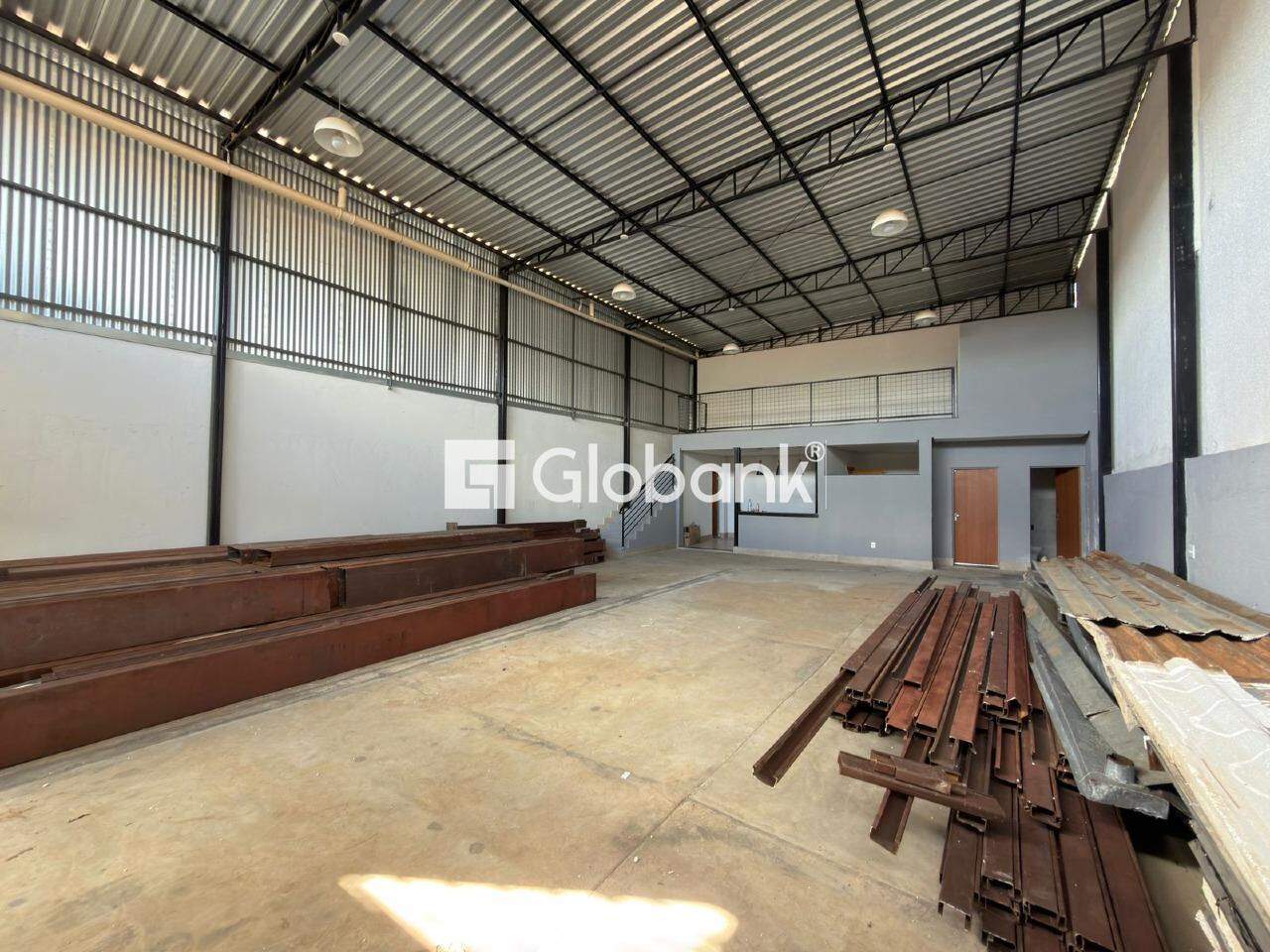 Galpão à venda Conjunto Joaquim Costa 240m² Montes Claros MG: 