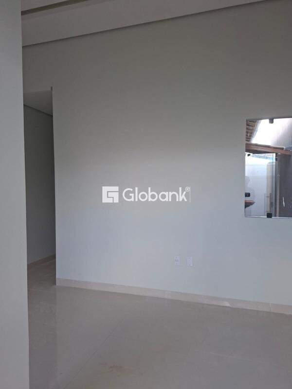 Casa 2 quartos à venda Loteamento Vila Aliança 62m² Montes Claros MG: