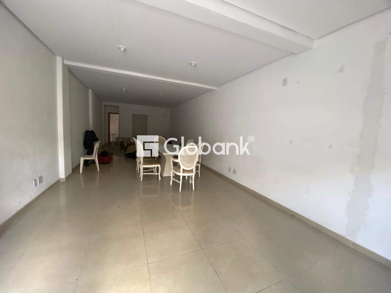 Ponto comercial para aluguel Centro 75m² Montes Claros MG: 