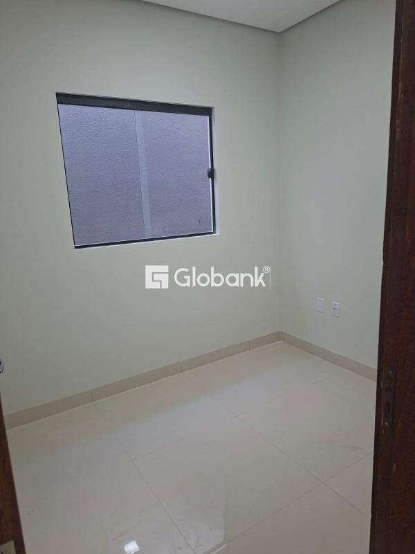 Casa 2 quartos à venda Loteamento Vila Aliança 62m² Montes Claros MG: