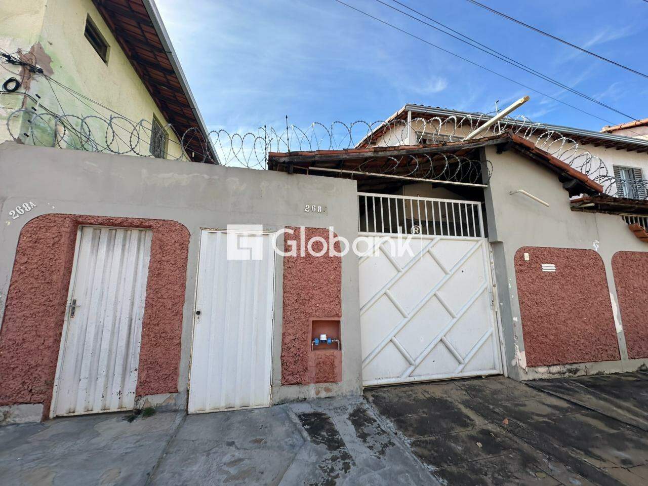 Casa 2 quartos para aluguel Vila Ipiranga 45m² Montes Claros MG: Fachada