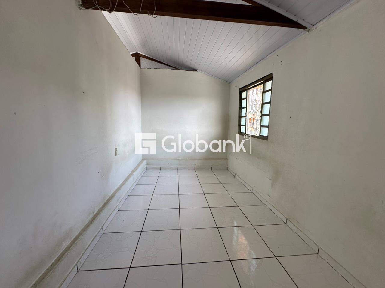 Casa 2 quartos para aluguel Vila Ipiranga 45m² Montes Claros MG: