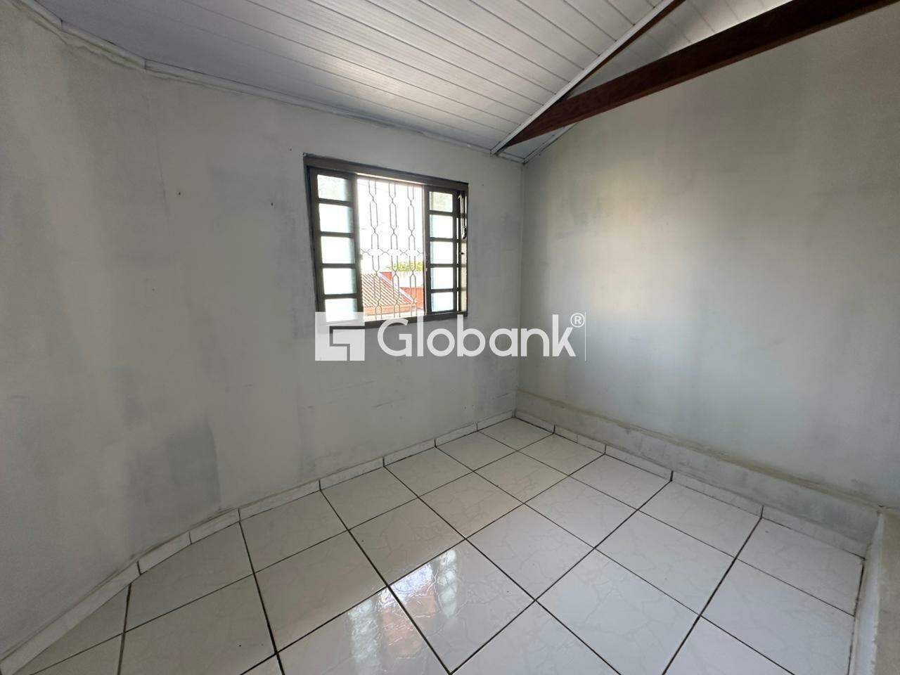 Casa 2 quartos para aluguel Vila Ipiranga 45m² Montes Claros MG: