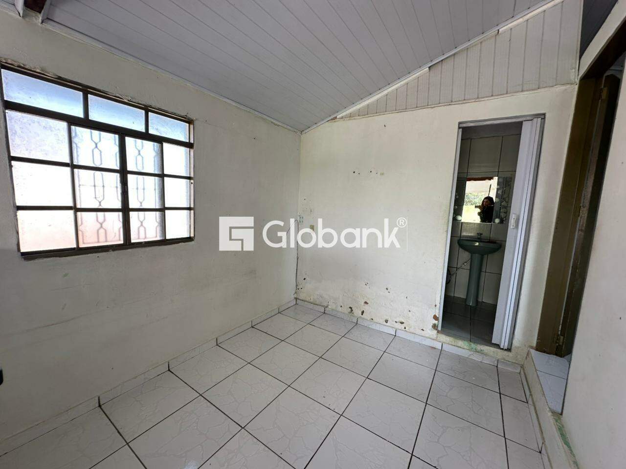 Casa 2 quartos para aluguel Vila Ipiranga 45m² Montes Claros MG: