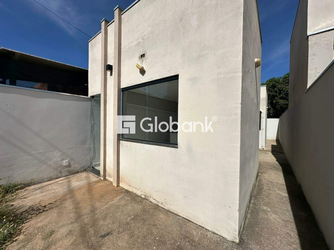 Casa 2 quartos para aluguel Loteamento Novo Jaraguá 60m² Montes Claros MG: 