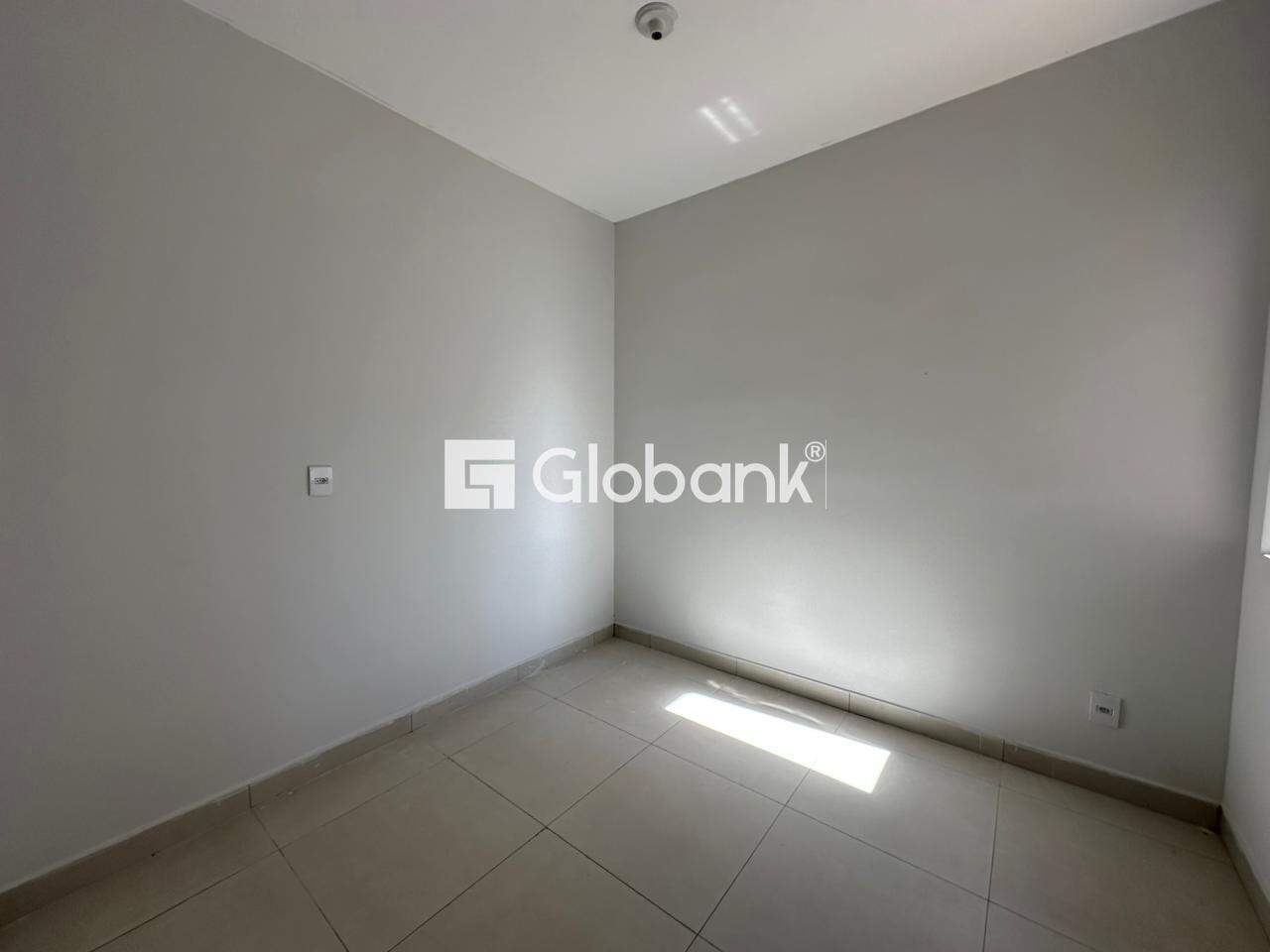 Casa 2 quartos para aluguel Loteamento Novo Jaraguá 60m² Montes Claros MG: 