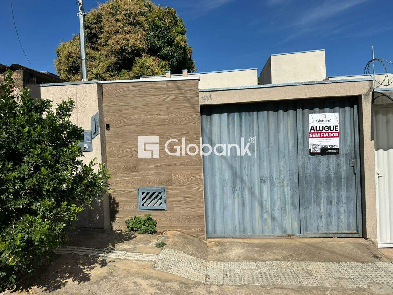 Casa 2 quartos para aluguel Loteamento Novo Jaraguá 60m² Montes Claros MG: 