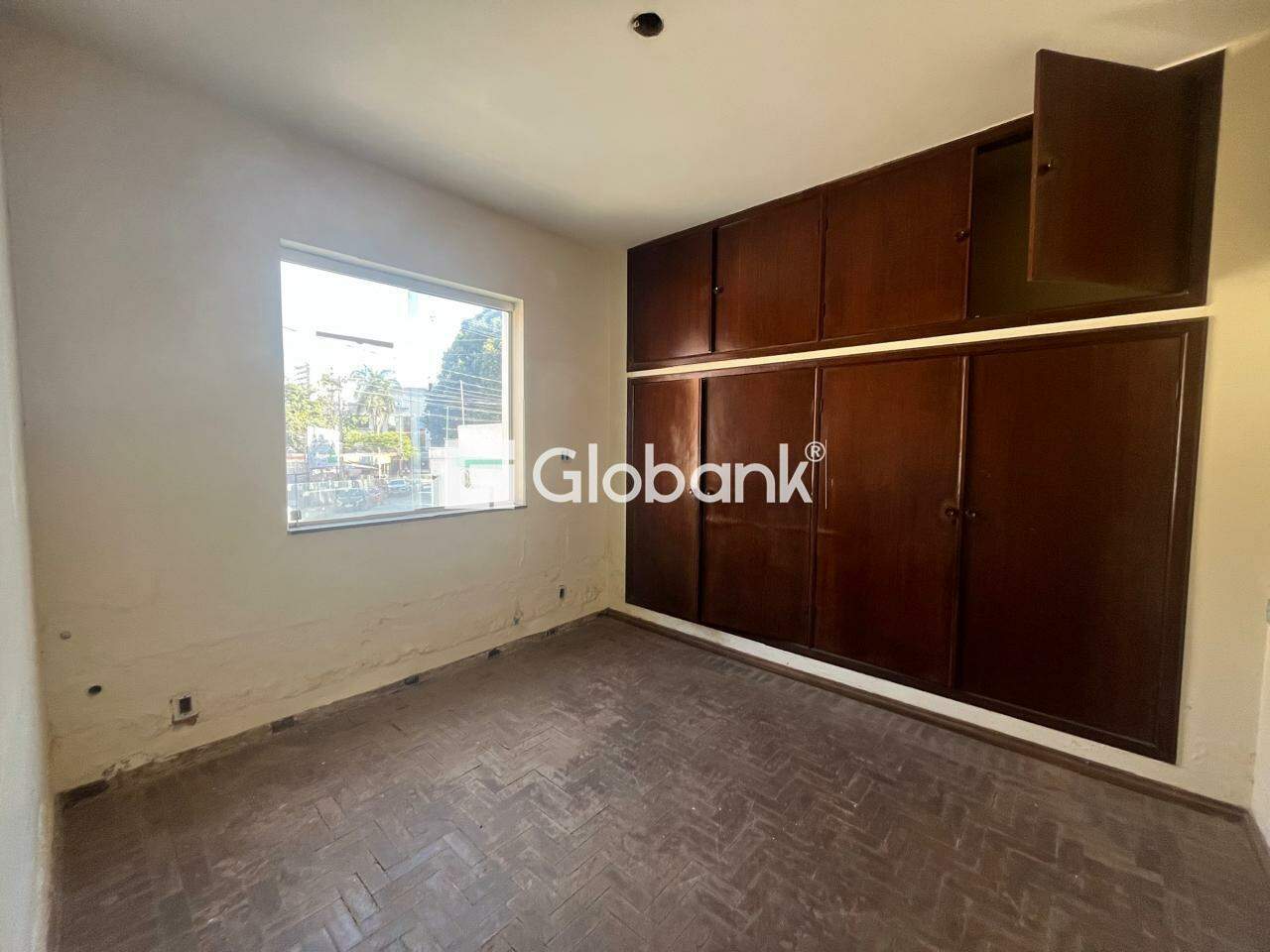 Casa comercial 6 quartos para aluguel Centro 230m² Montes Claros MG: 