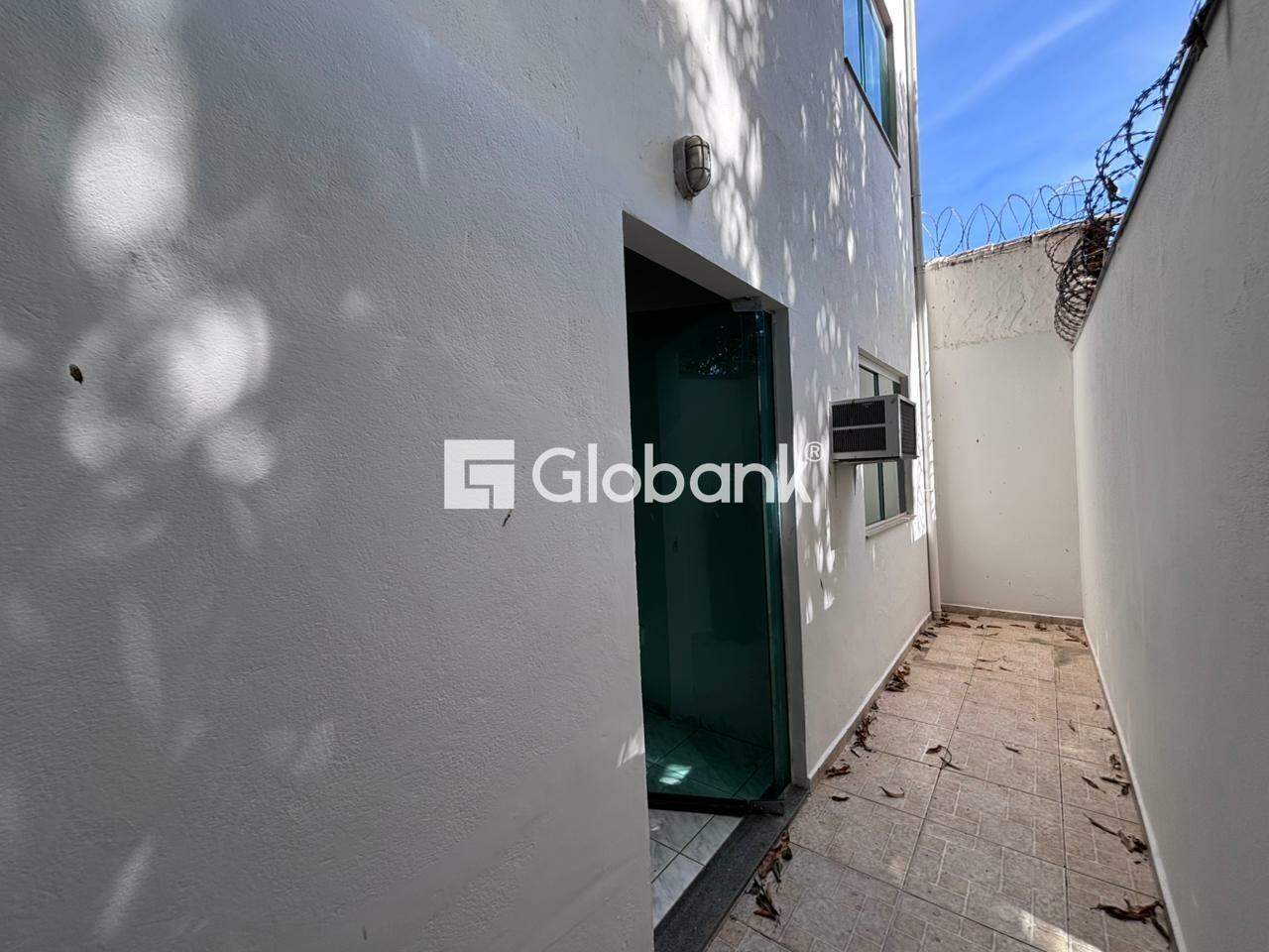 Kitnet 1 quarto para aluguel Melo 45m² Montes Claros MG: Área privativa