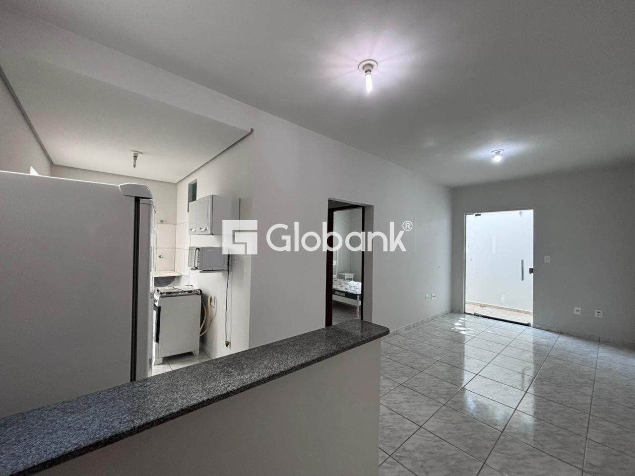 Kitnet 1 quarto para aluguel Melo 45m² Montes Claros MG: Sala