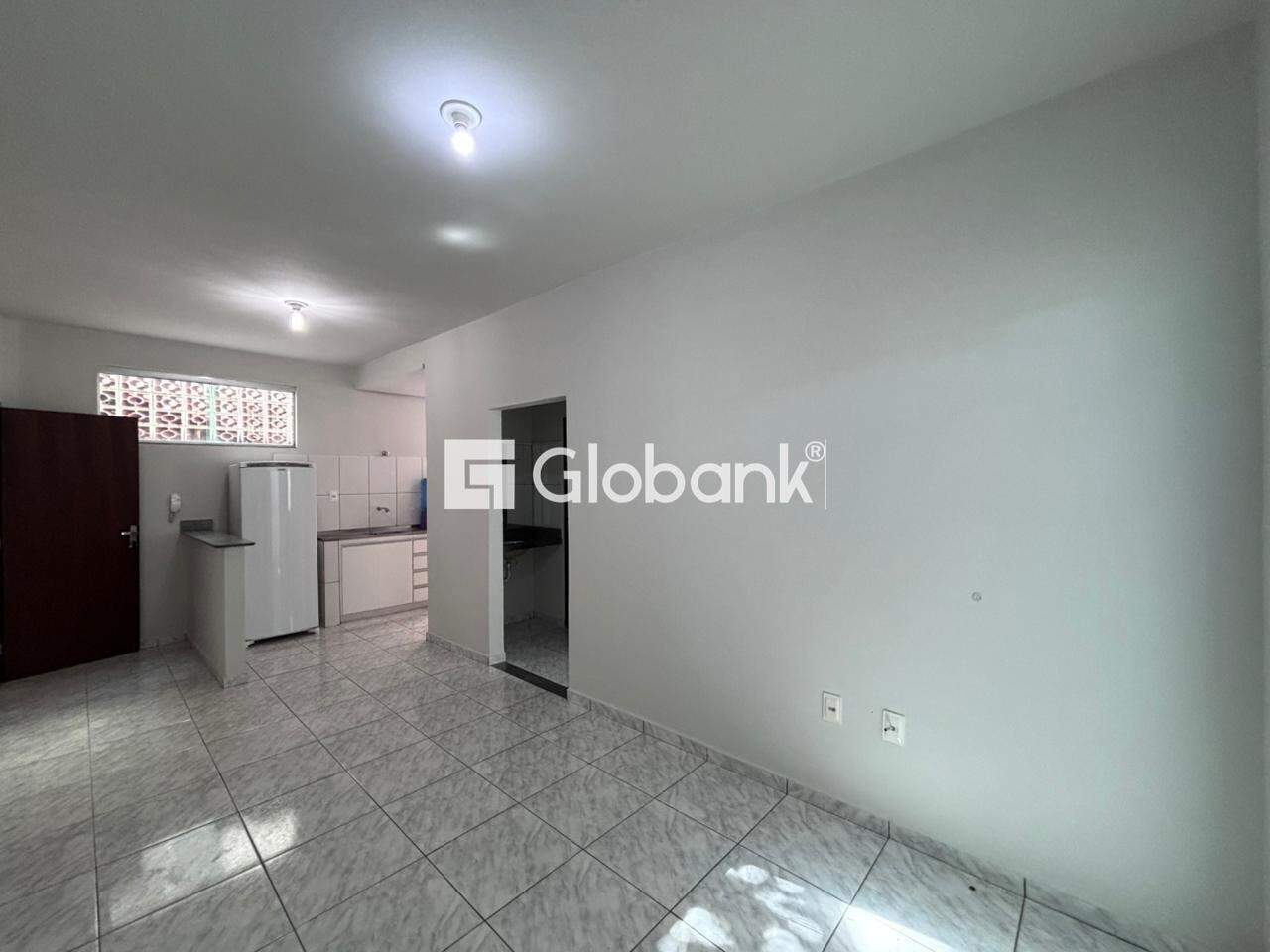 Kitnet 1 quarto para aluguel Melo 45m² Montes Claros MG: Sala