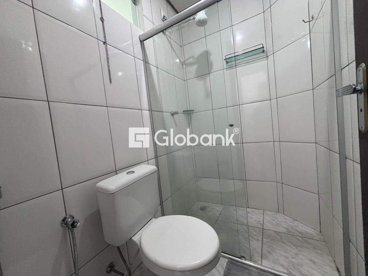 Kitnet 1 quarto para aluguel Melo 45m² Montes Claros MG: Banheiro