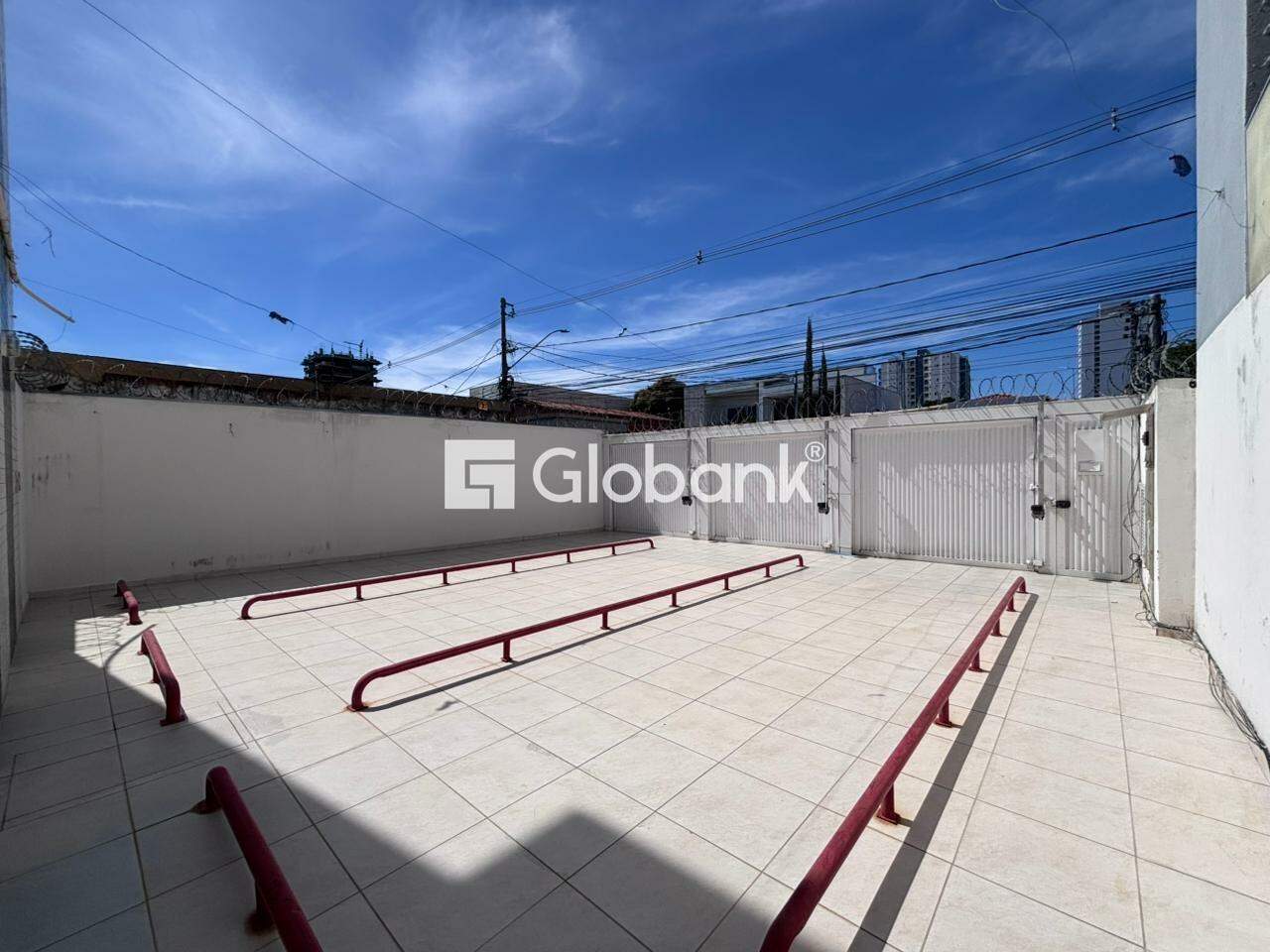 Kitnet 1 quarto para aluguel Melo 45m² Montes Claros MG: Garagem