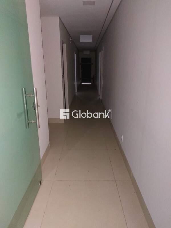 Ponto comercial à venda Alice Maia 390m² Montes Claros MG: 