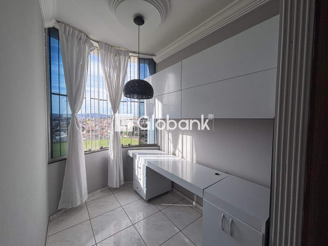 Apartamento 3 quartos à venda São José 140m² Montes Claros MG: Escritório