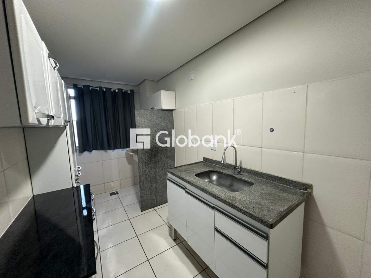 Apartamento 2 quartos para aluguel Planalto 50m² Montes Claros MG: