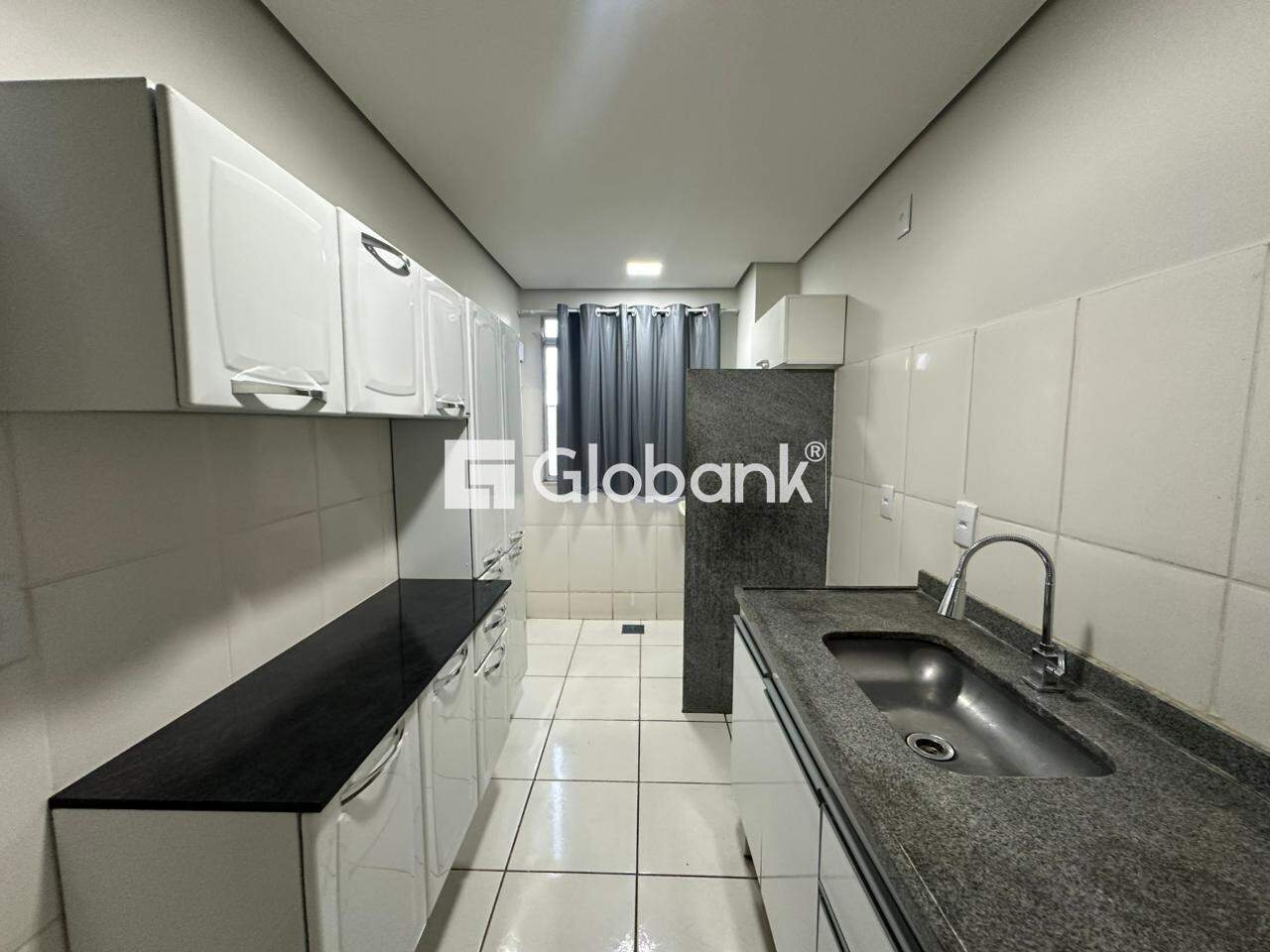 Apartamento 2 quartos para aluguel Planalto 50m² Montes Claros MG: