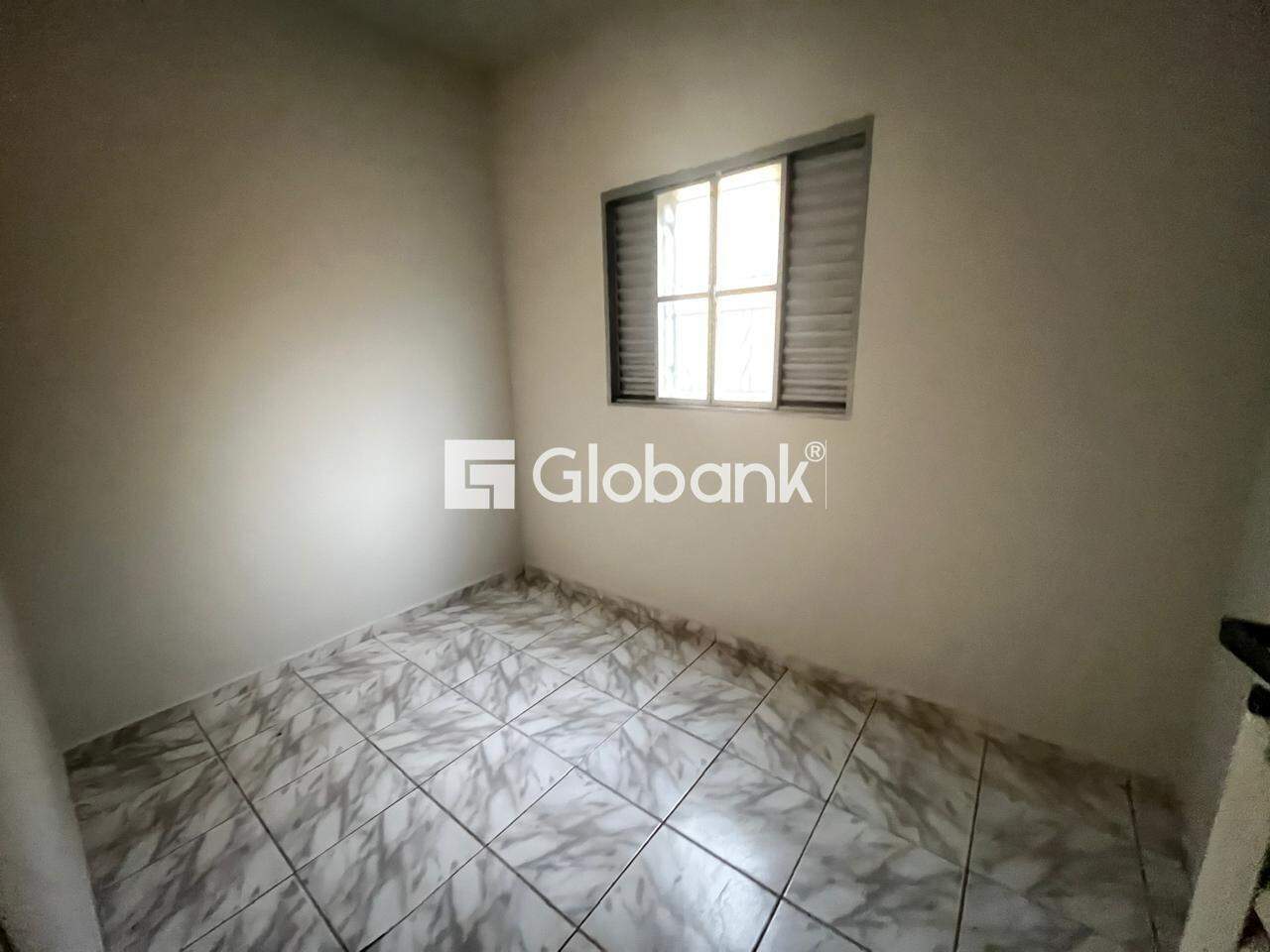 Casa 2 quartos para aluguel Vila Regina 60m² Montes Claros MG: 
