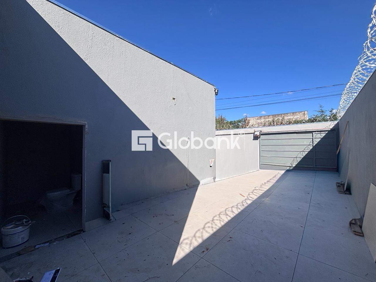 Casa 3 quartos para aluguel São Mateus 140m² Montes Claros MG: Quintal