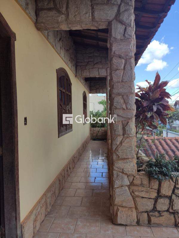 Casa 3 quartos à venda Major Prates 180m² Montes Claros MG: