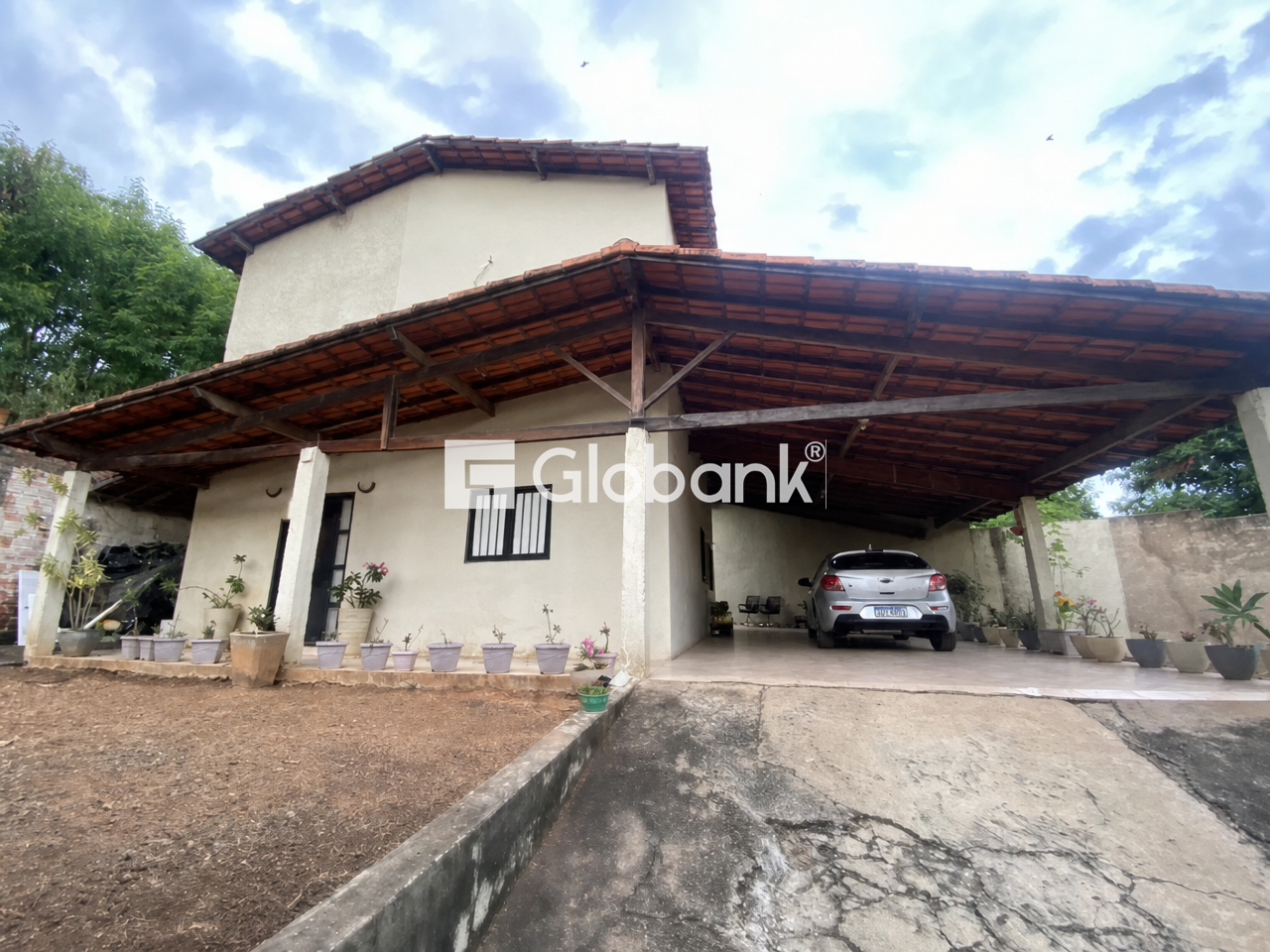 Casa 4 quartos para aluguel Vila Regina 280m² Montes Claros MG: 