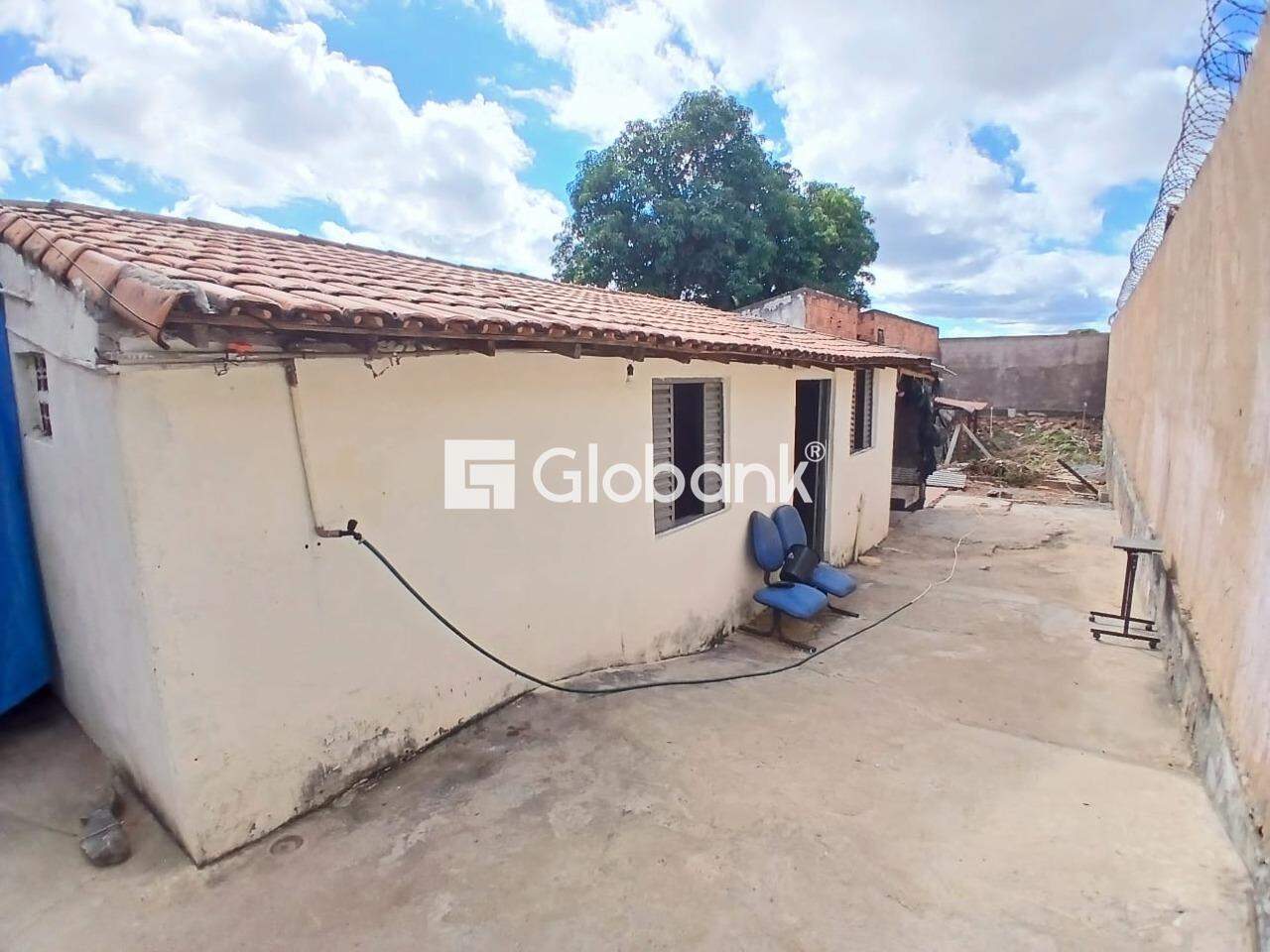 Terreno 2 quartos à venda Jardim Palmeiras 40m² Montes Claros MG: 