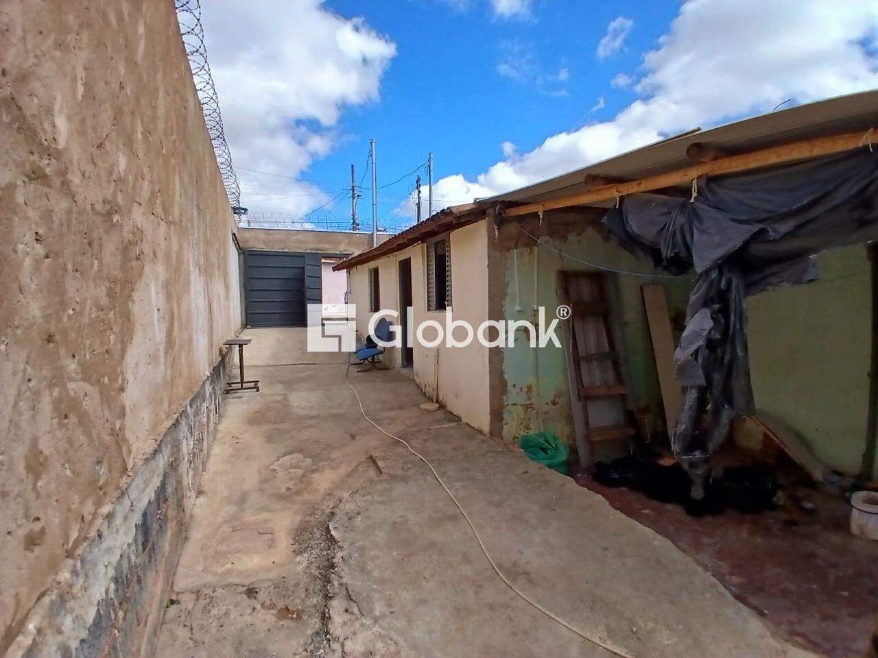 Terreno 2 quartos à venda Jardim Palmeiras 40m² Montes Claros MG: 