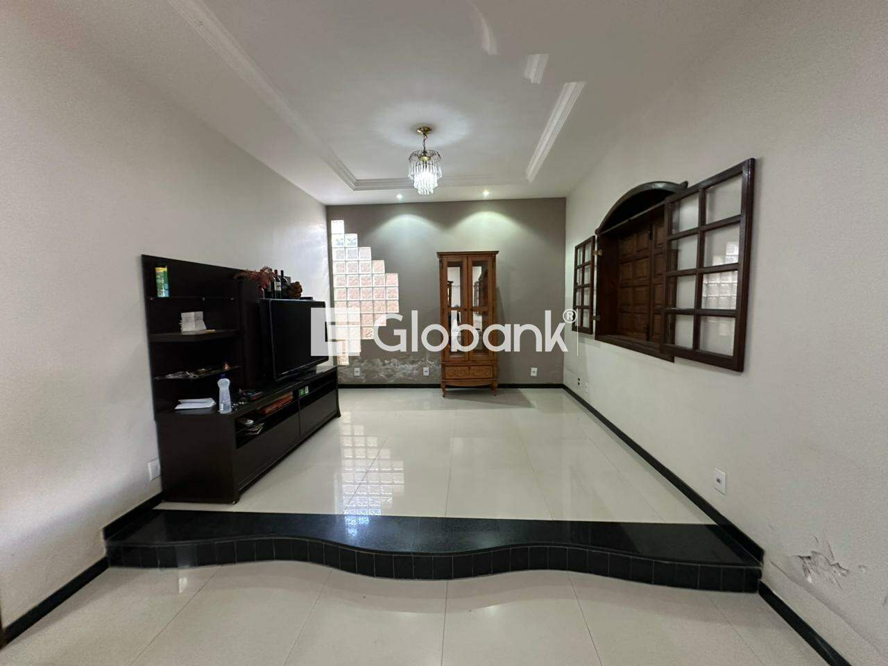 Casa 3 quartos para aluguel Jardim Panorama 130m² Montes Claros MG: 
