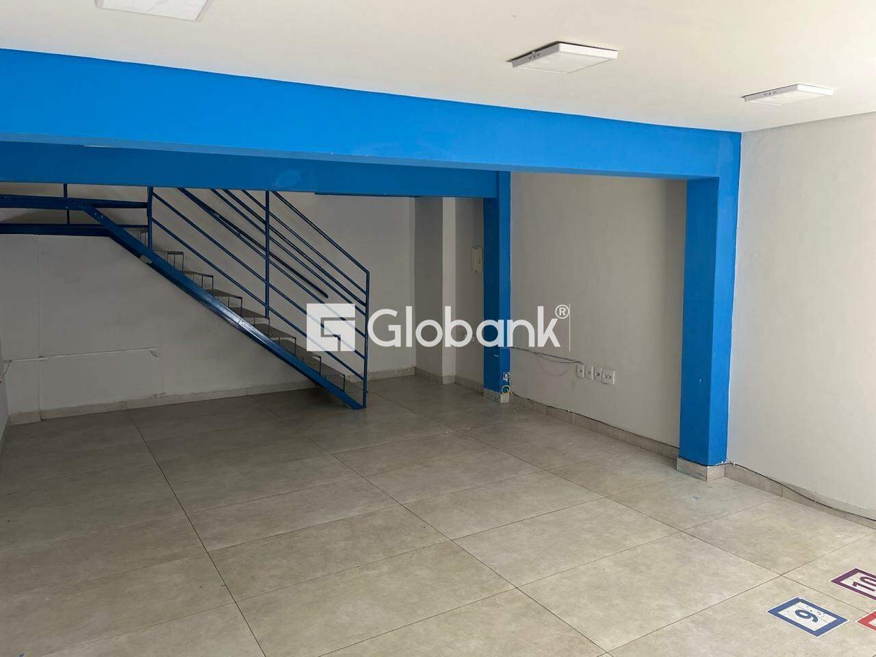 Ponto comercial para aluguel Centro 70m² Montes Claros MG: 