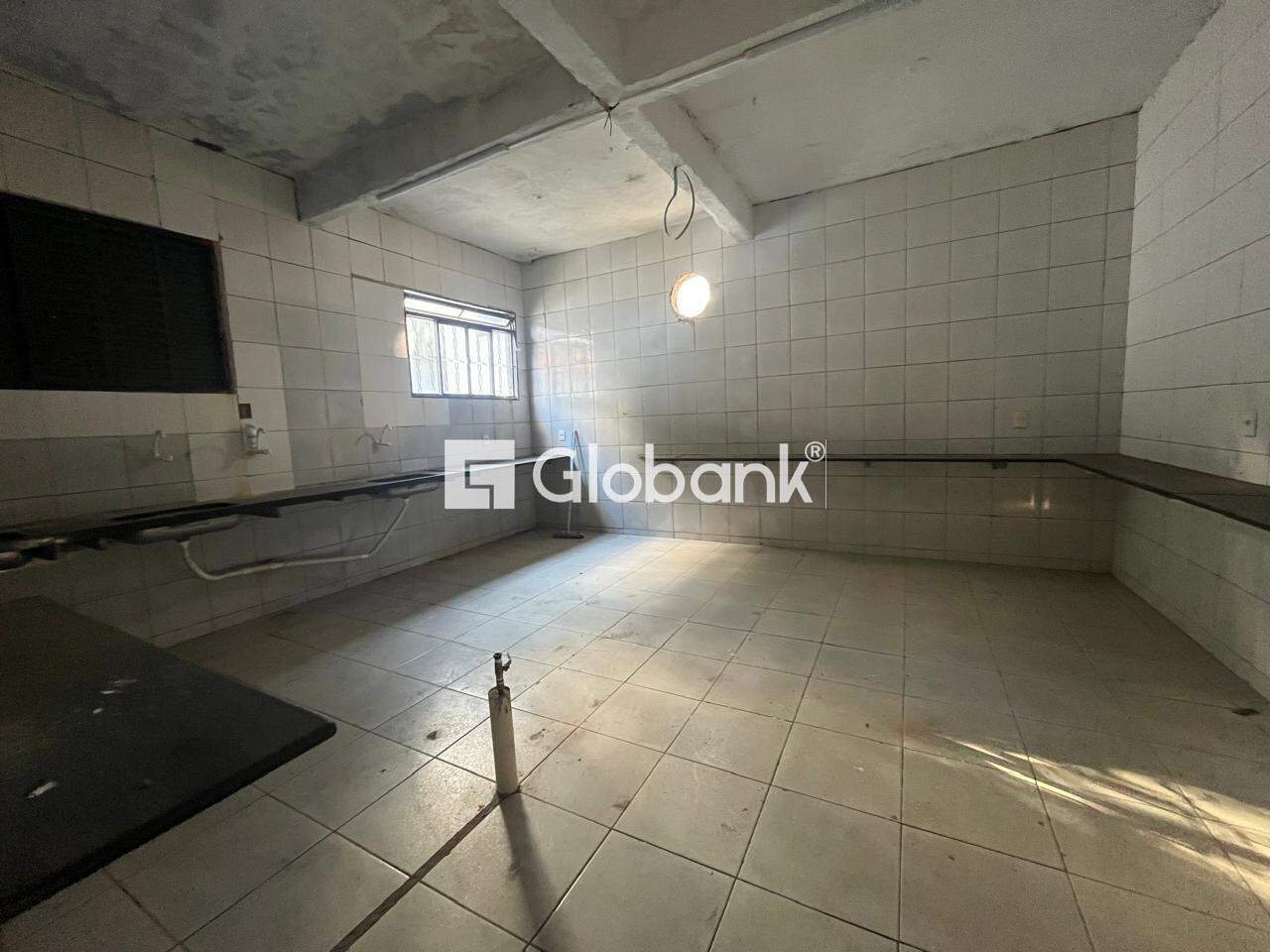 Ponto comercial para aluguel Centro 160m² Montes Claros MG: