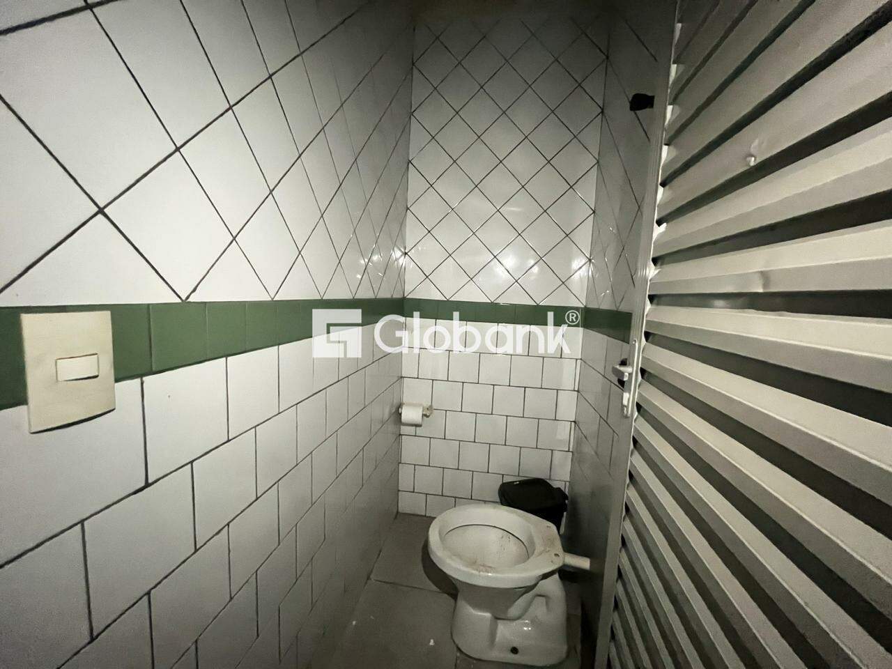 Ponto comercial para aluguel Centro 160m² Montes Claros MG: