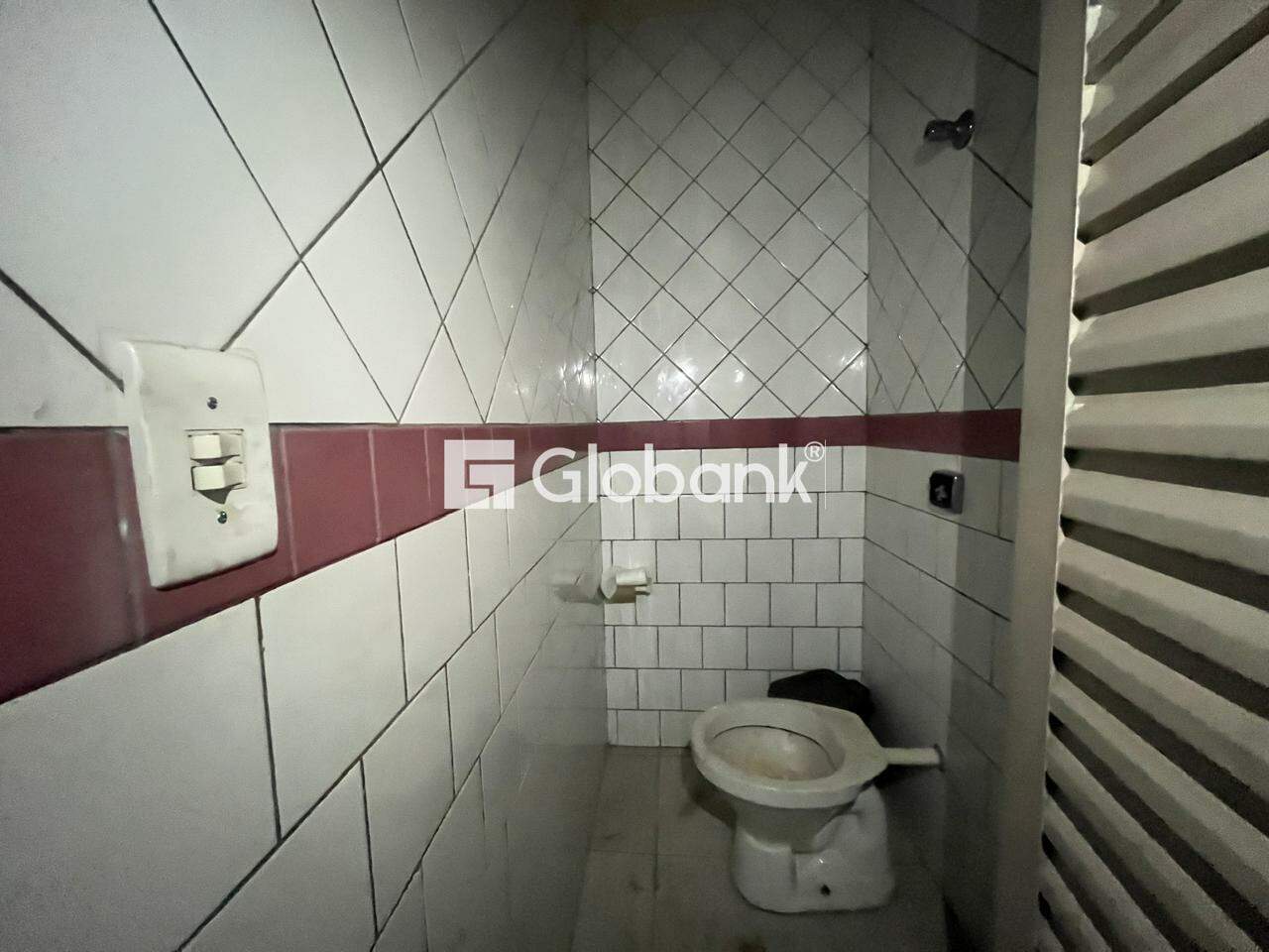 Ponto comercial para aluguel Centro 160m² Montes Claros MG: