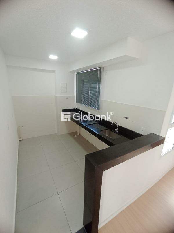 Apartamento 2 quartos para aluguel Dos Mangues 45m² Montes Claros MG: 