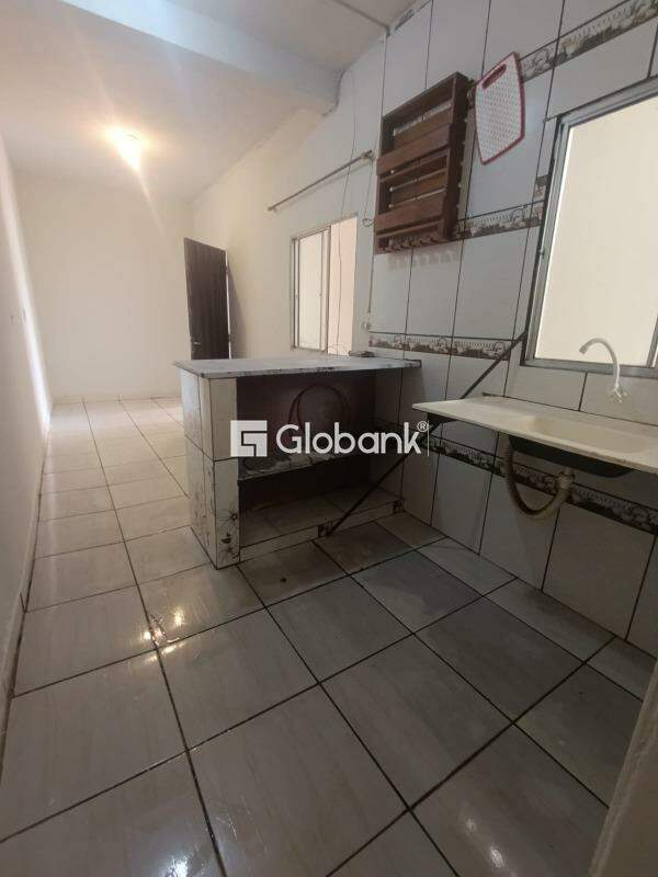 Kitnet 1 quarto para aluguel Vargem Grande II 35m² Montes Claros MG: 