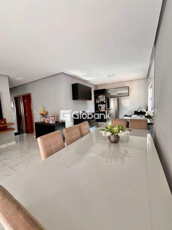 Casa 3 quartos à venda Dos Mangues 120m² Montes Claros MG: 