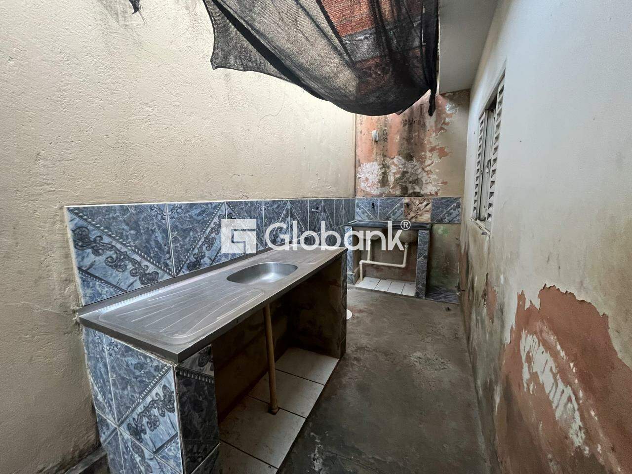 Casa 2 quartos à venda Novo Delfino 120m² Montes Claros MG: