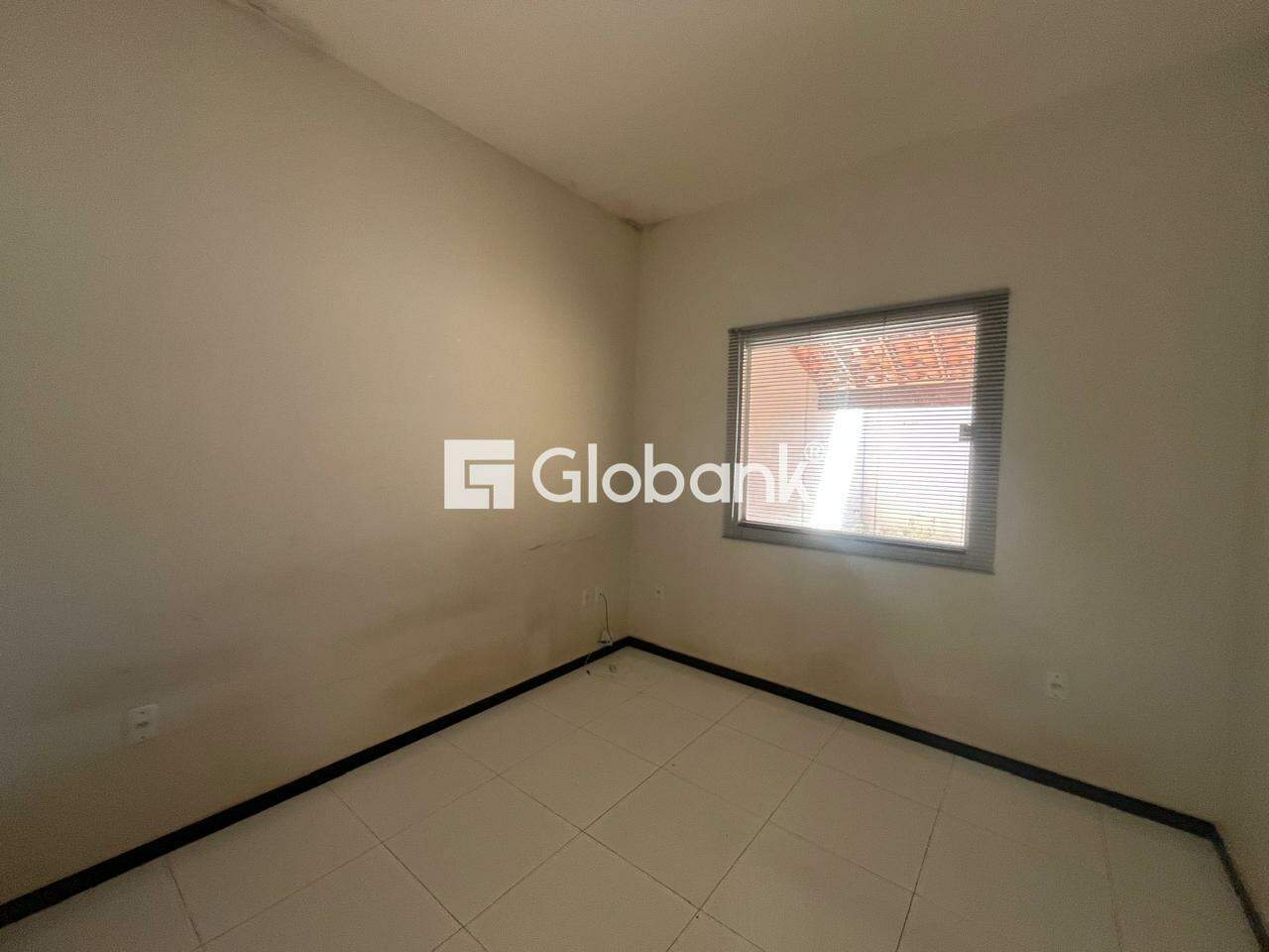 Casa 3 quartos para aluguel Santa Rafaela 70m² Montes Claros MG: 